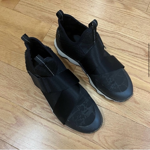 Sorel Kinetic High Top Sneakers - Picture 5 of 13